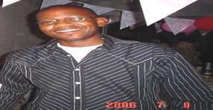 Lews 43 years old I am from Maputo/Maputo, Seeking Dating Friendship with Woman