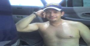 Doblew 52 years old I am from Caracas/Distrito Capital, Seeking Dating with Woman