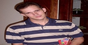 Guitteii_cam 50 years old I am from Taubaté/São Paulo, Seeking Dating with Woman